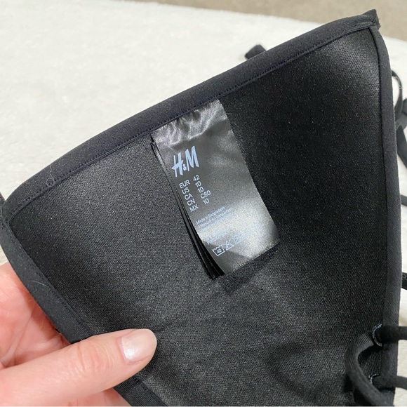 H&M Black Triangle Bikini Top - Picture 4 of 5